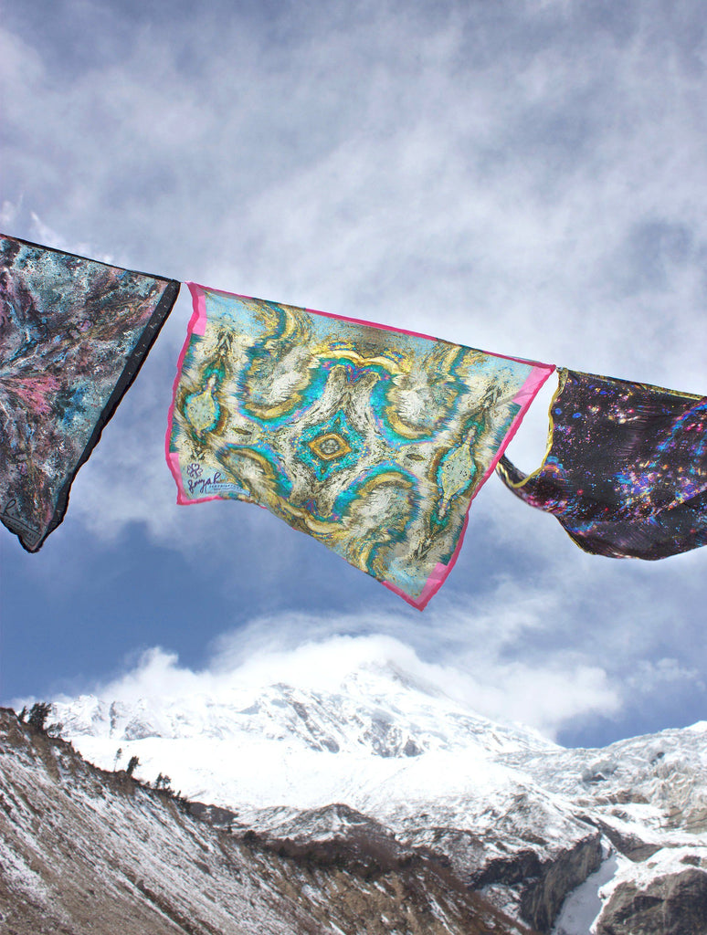 PRAYER FLAGS II : WALL ART