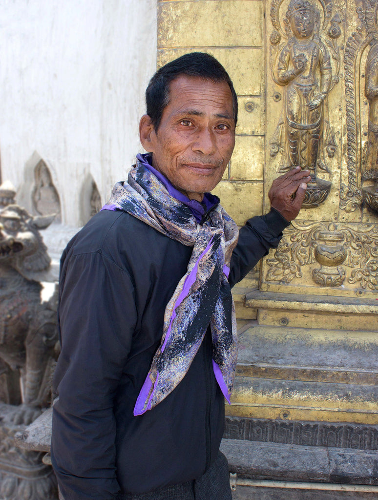 TEMPLE ATTENDANT : WALL ART