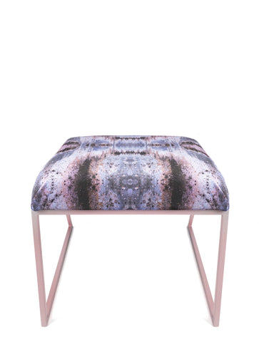 IRIDESCENT LIGHTENING STOOL : INFIINIITY DARK OPAL VELVET